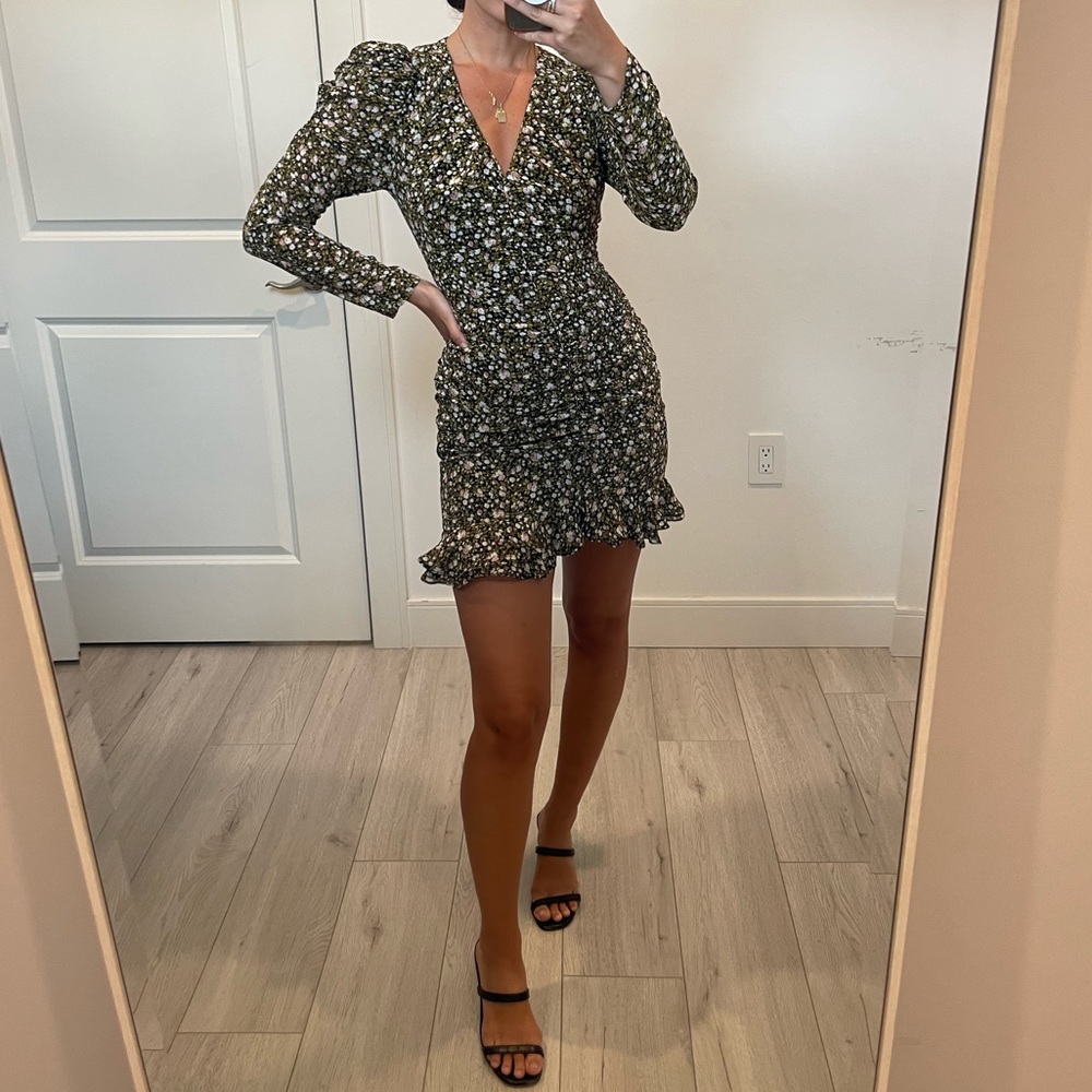 ASTR Ruched Mini Dress - Picture 5 of 16